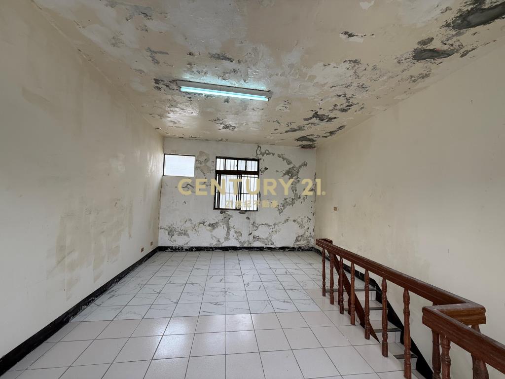 觀音草漯低總價透天