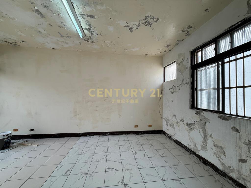 觀音草漯低總價透天