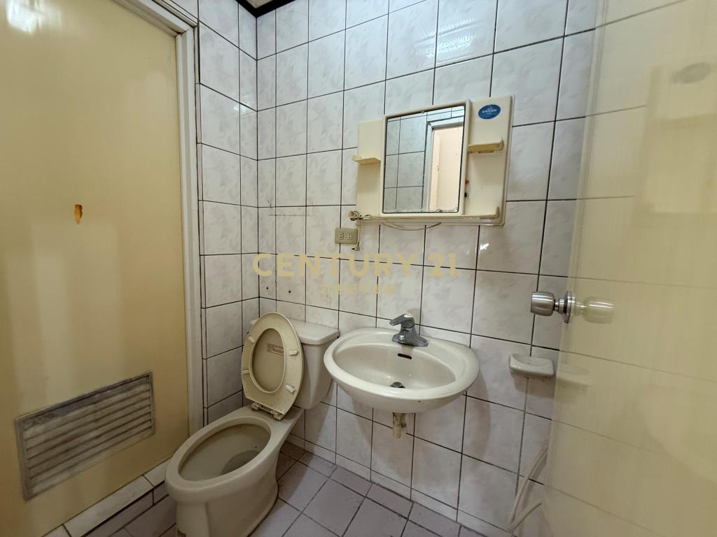 觀音草漯低總價透天