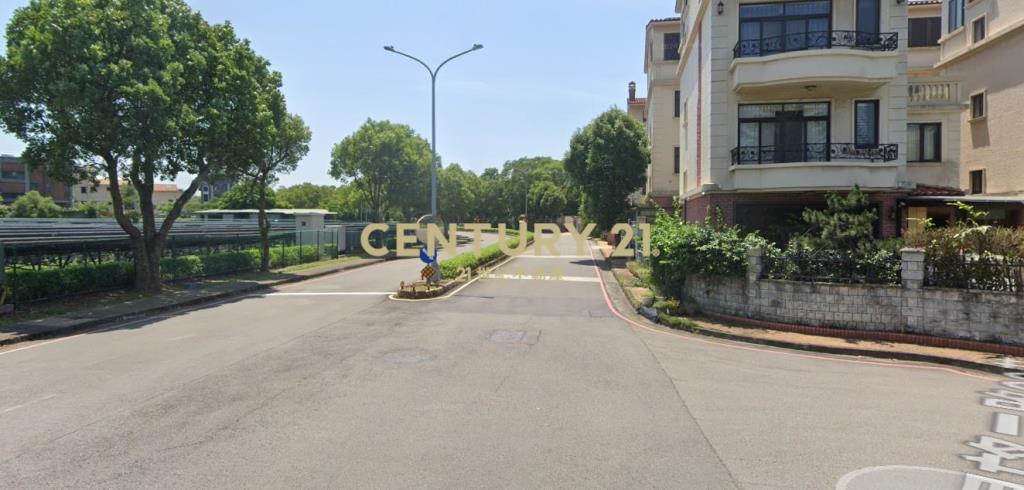 近龍潭大池美農地