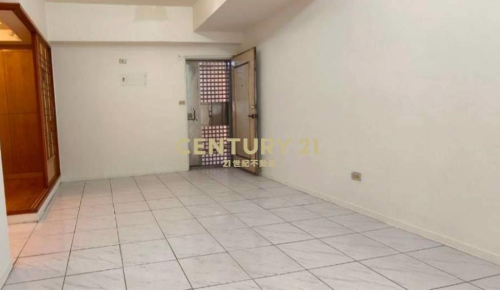 聚寶莊稀有一樓2+1房