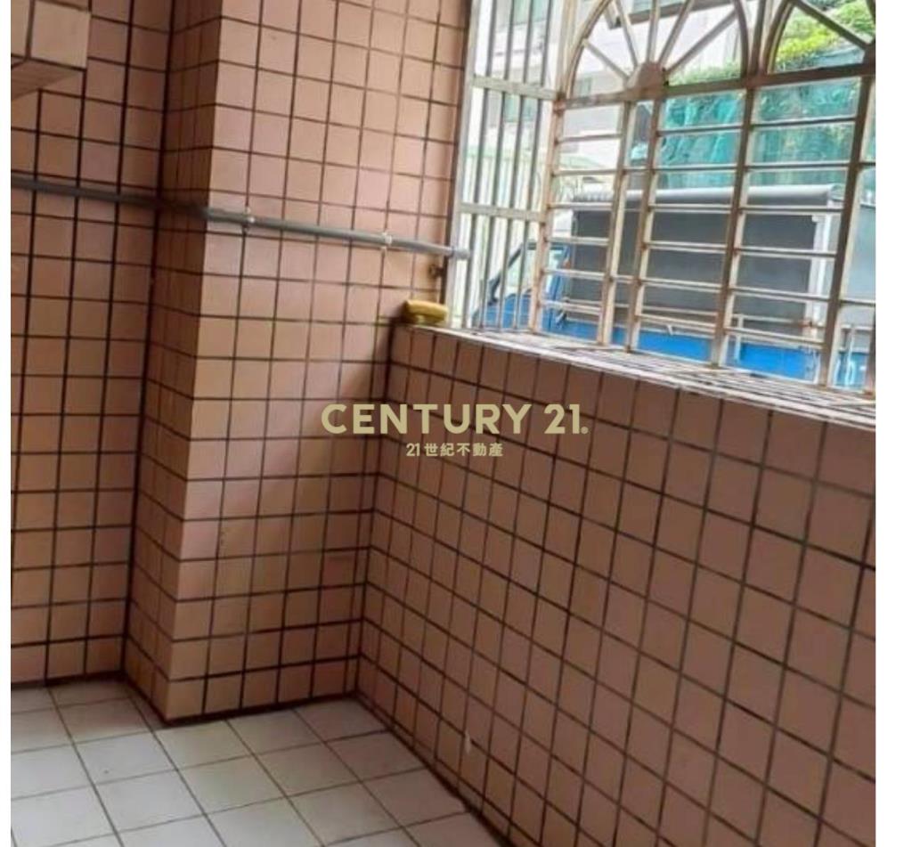 聚寶莊稀有一樓2+1房