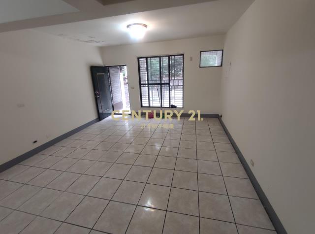 新江路前院車庫別墅