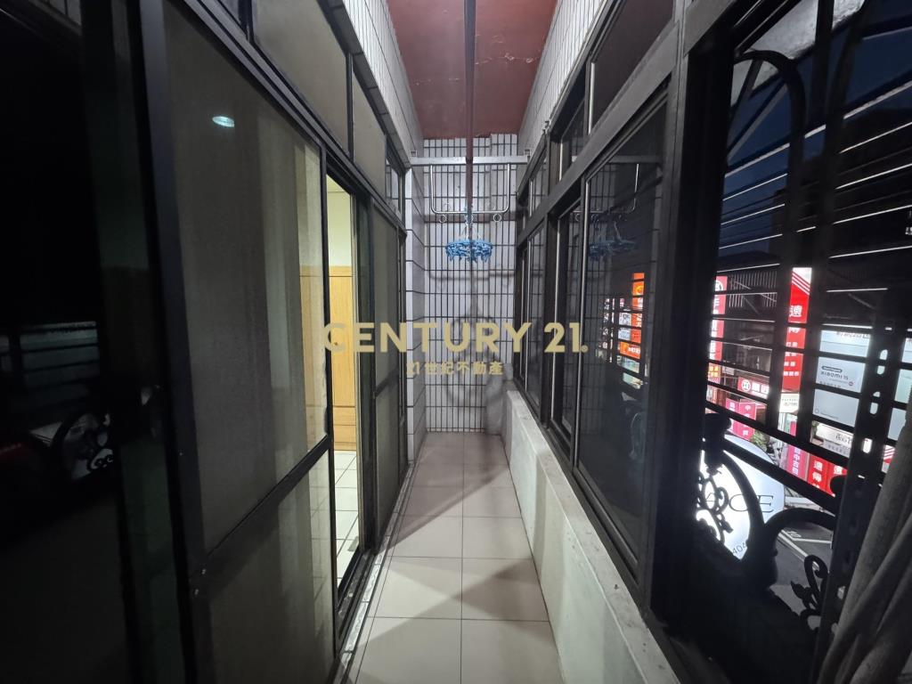 楊梅大成路金店住