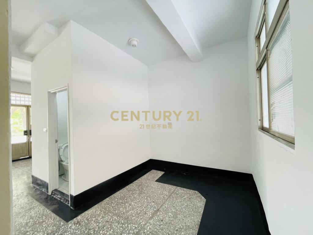 彰化田中車站旁整新大面寬透天