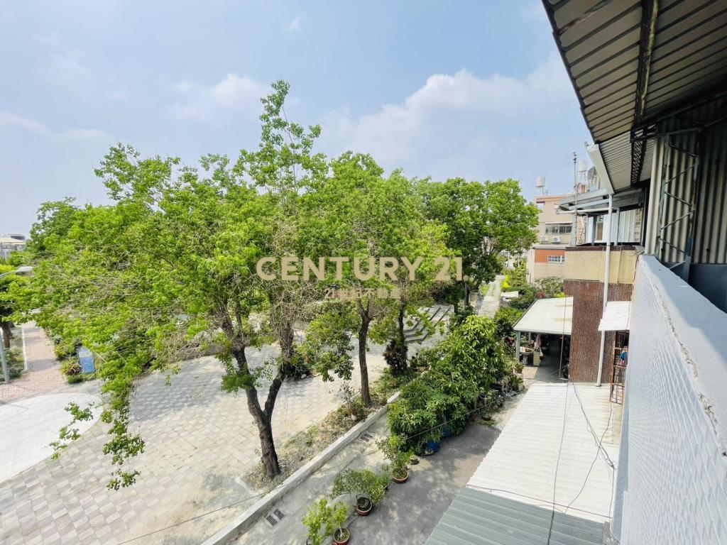 彰化田中車站旁整新大面寬透天