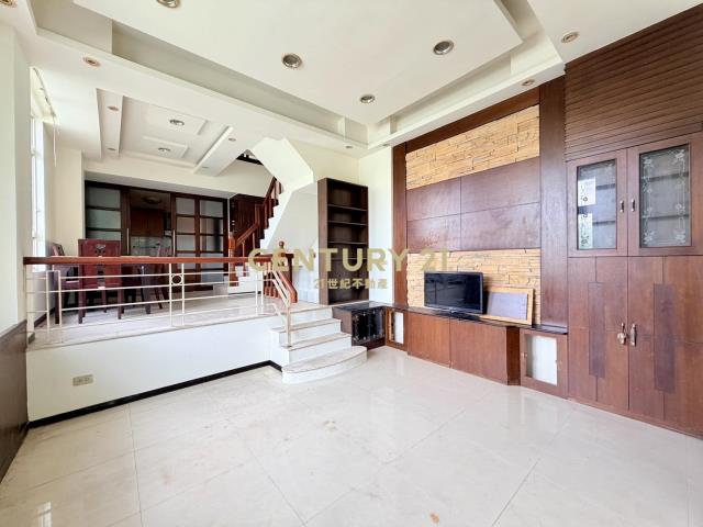 楊光學區三秀雅硯車庫型透天