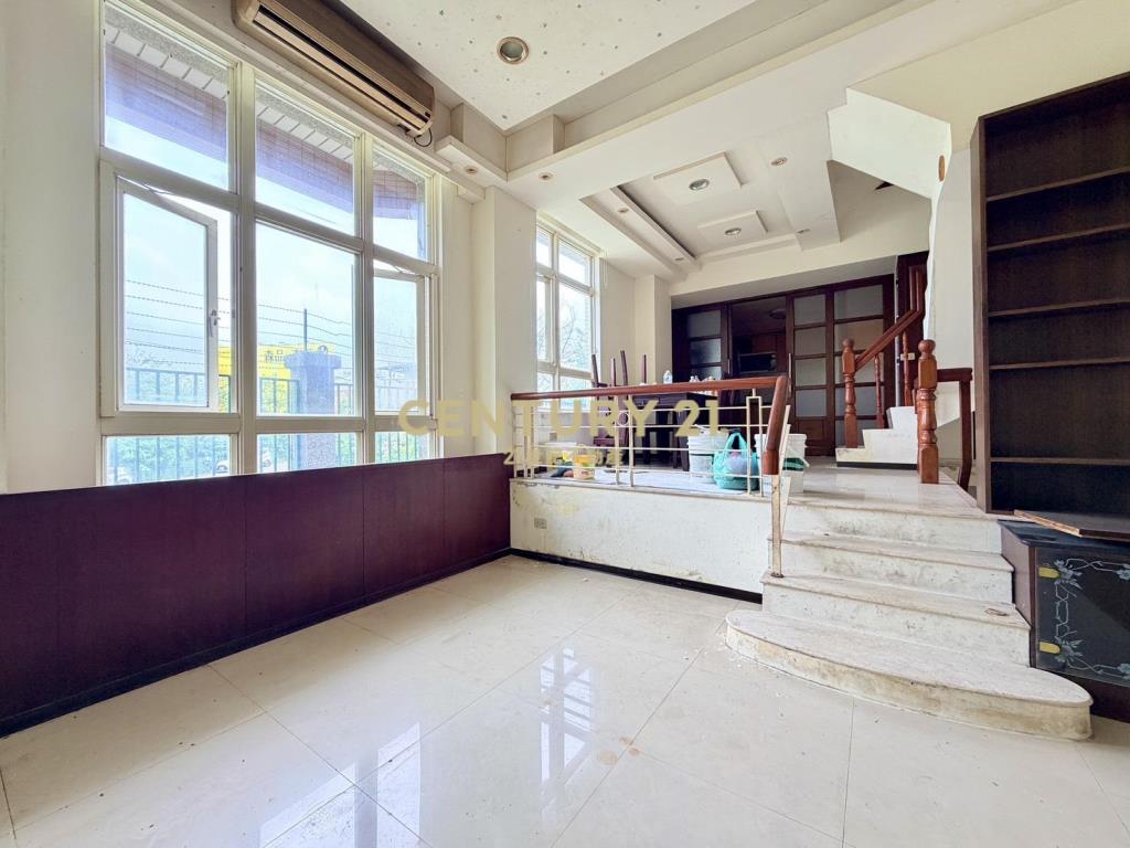 楊光學區三秀雅硯車庫型透天