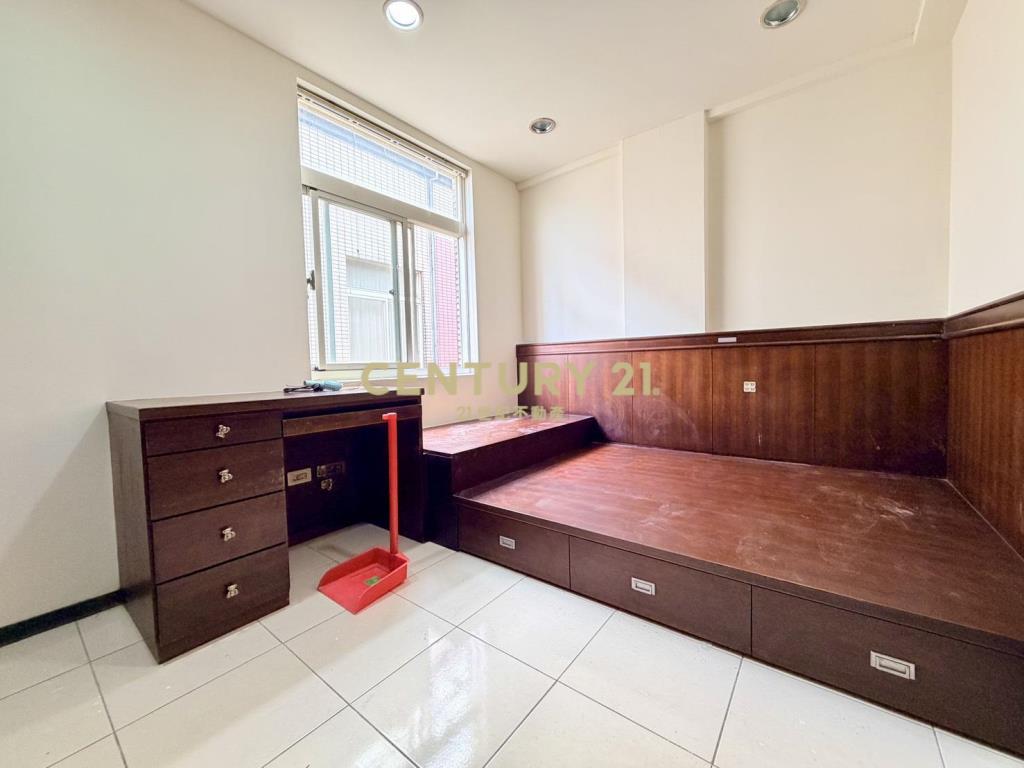 楊光學區三秀雅硯車庫型透天