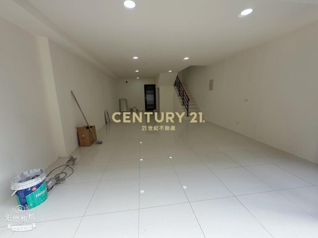 幼獅交流道🏆高榮國小旁透天