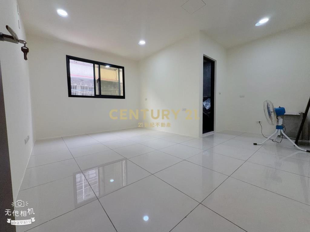 幼獅交流道🏆高榮國小旁透天