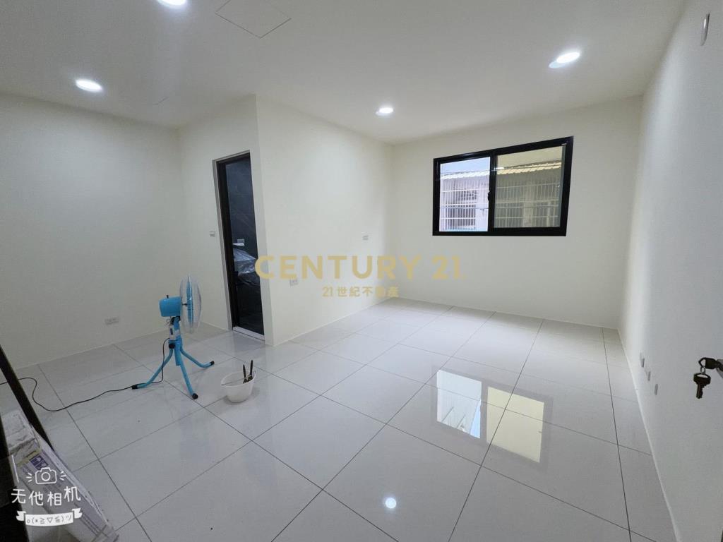 幼獅交流道🏆高榮國小旁透天-2