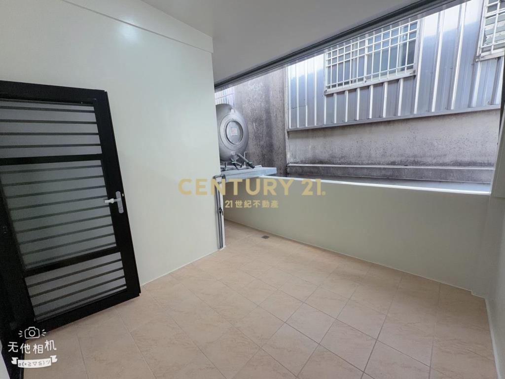 幼獅交流道🏆高榮國小旁透天-2