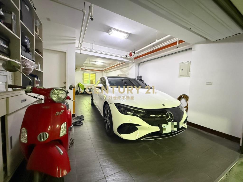 桃園高鐵站前雙車位別墅