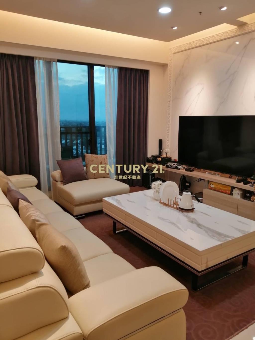 站前京華景觀四房加車位