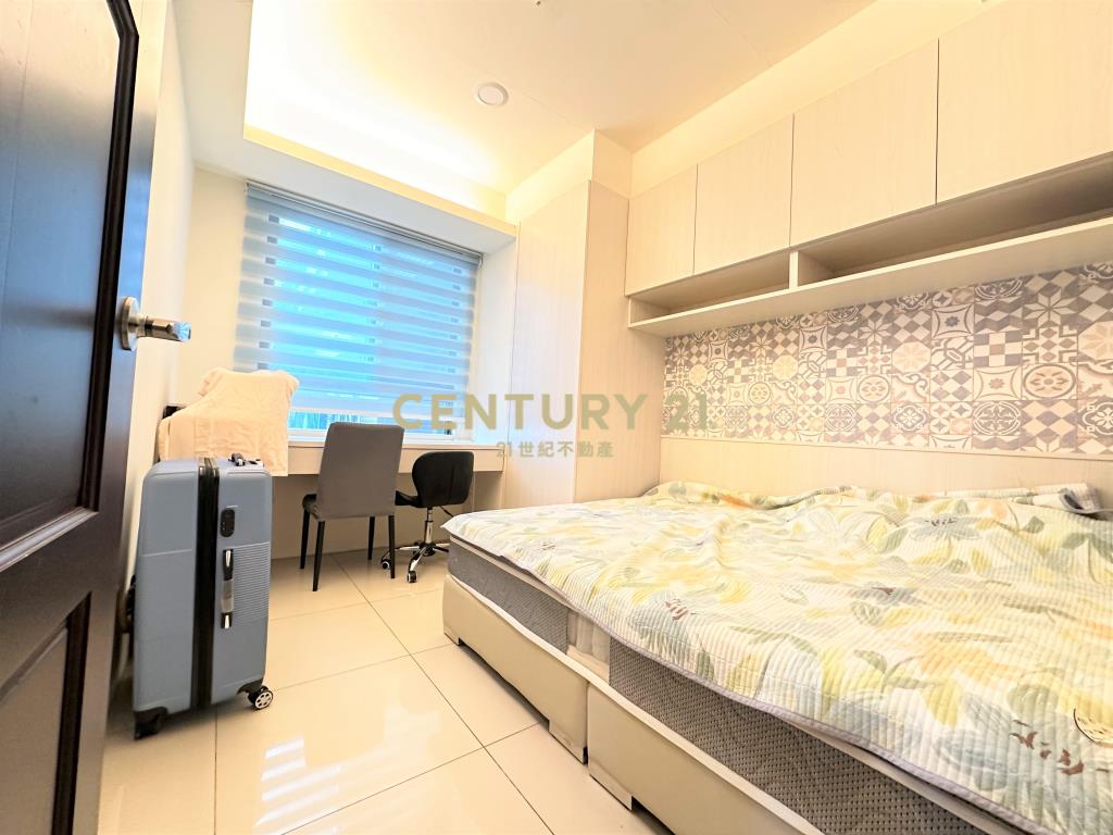 站前京華景觀四房加車位