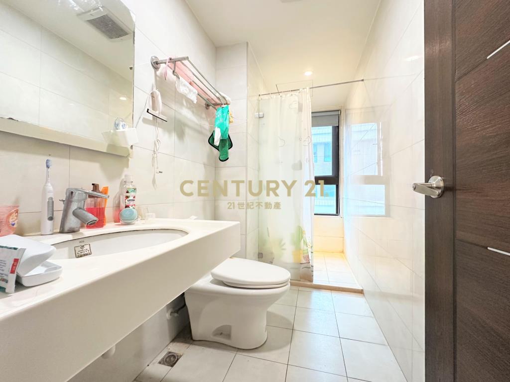 站前京華景觀四房加車位