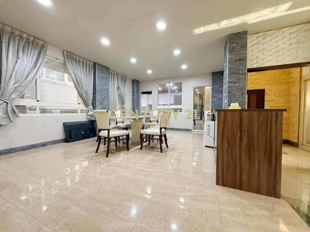 大地坪羅馬雙車豪墅