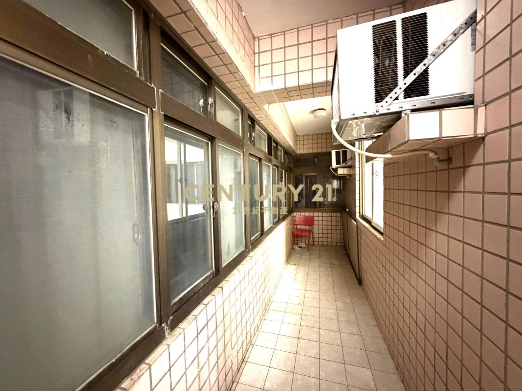 楊梅近交流道美3房
