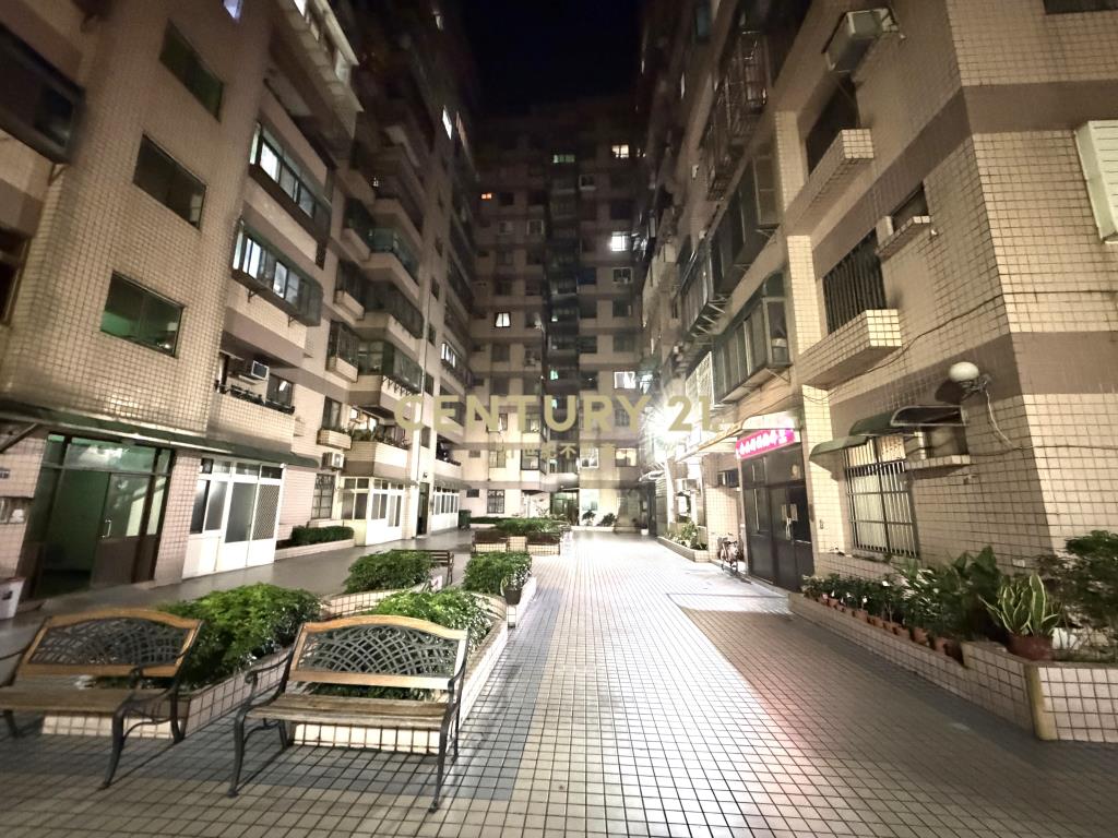楊梅近交流道美3房