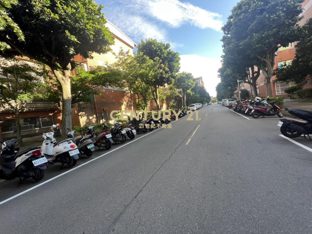 近楊梅車站3房+車位