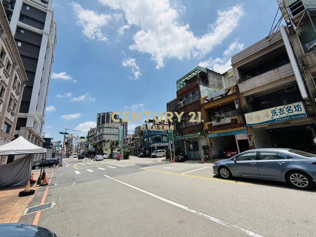 龍潭市區金店面