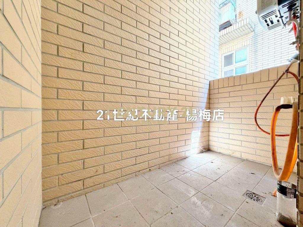 近過嶺、66快速旁📍快樂小鎮車庫別墅