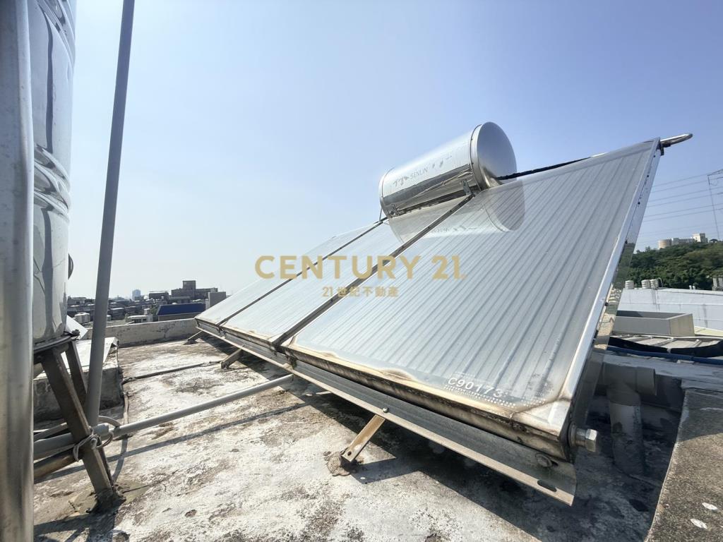 後站邊間大地坪別墅可停四台車