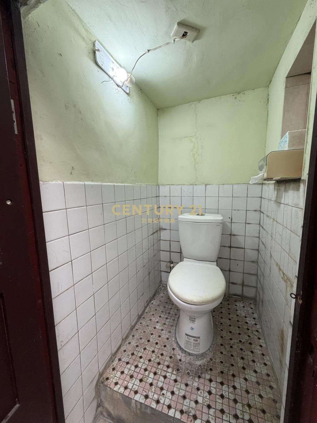 近新屋市區臨路12米低總價透天