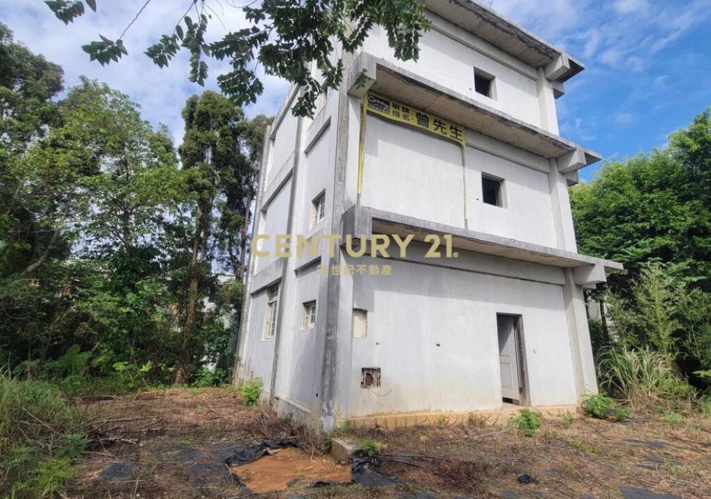 近中正路合法獨棟毛胚農舍