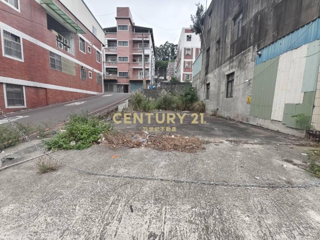 苗栗頭份三面臨路丙建
