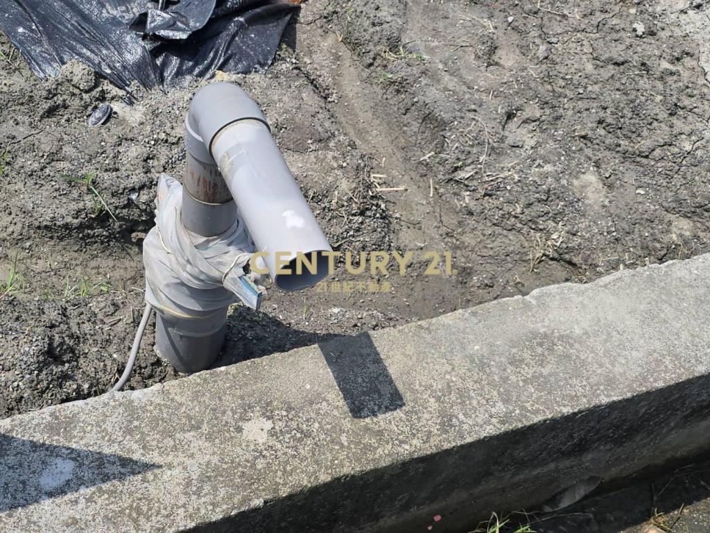 臺山段七米道路旁一般農