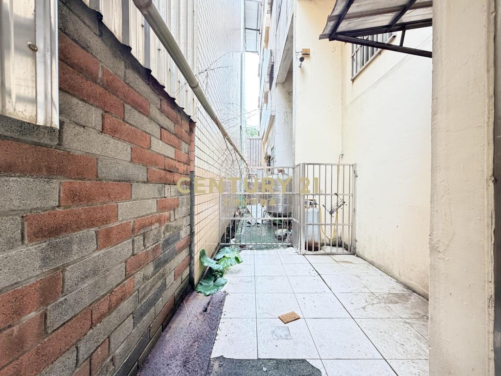 近楊梅市區大地坪透天
