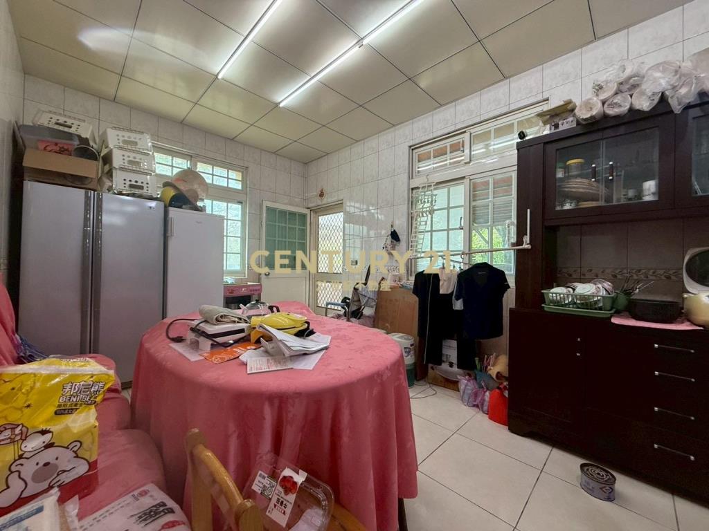 新屋大坪數農房11房間