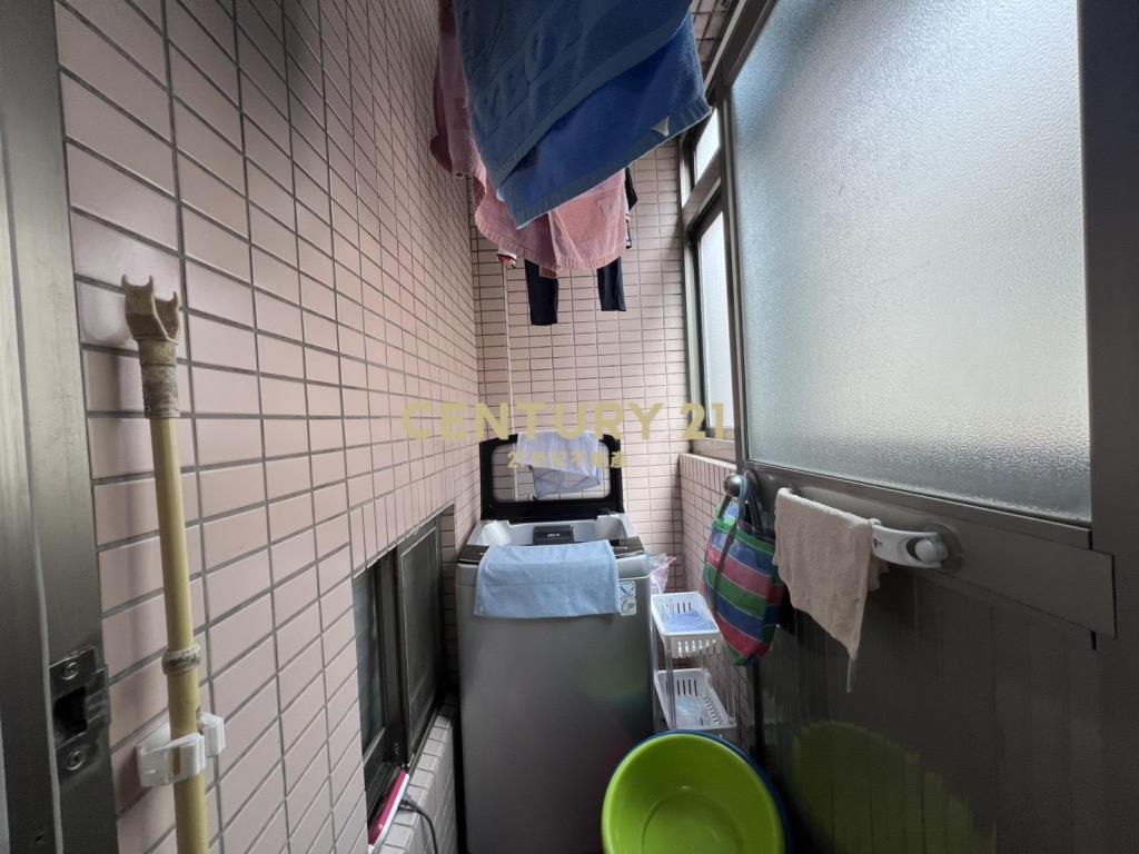 近楊梅愛買商圈美透天
