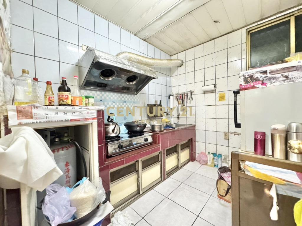 近新屋市區＃伯爵社區＃五房透天