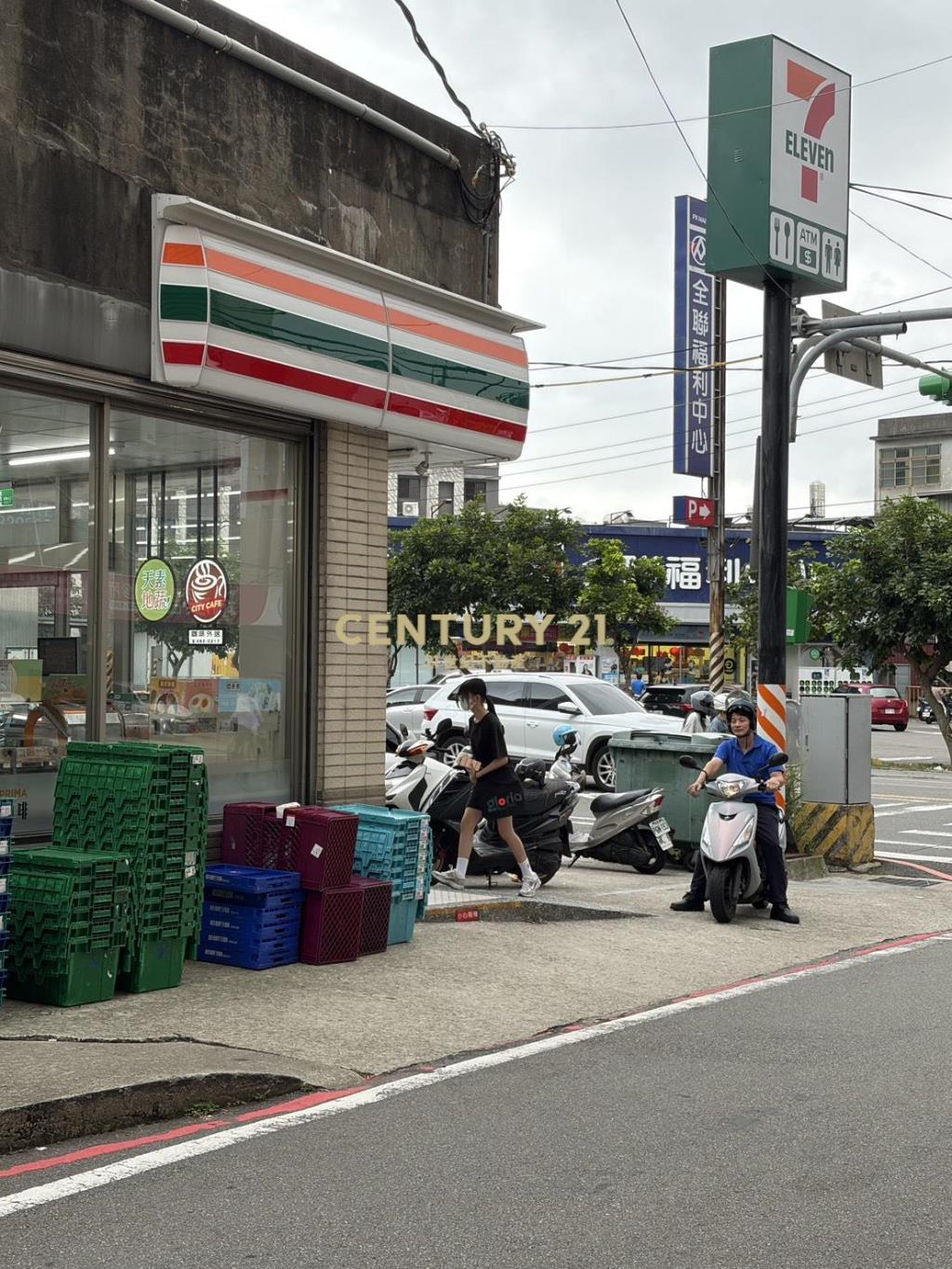 瑞塘國小文化街五福公園旁前院停車透天