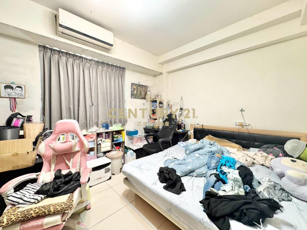新屋大悅清華前院停車四房別墅