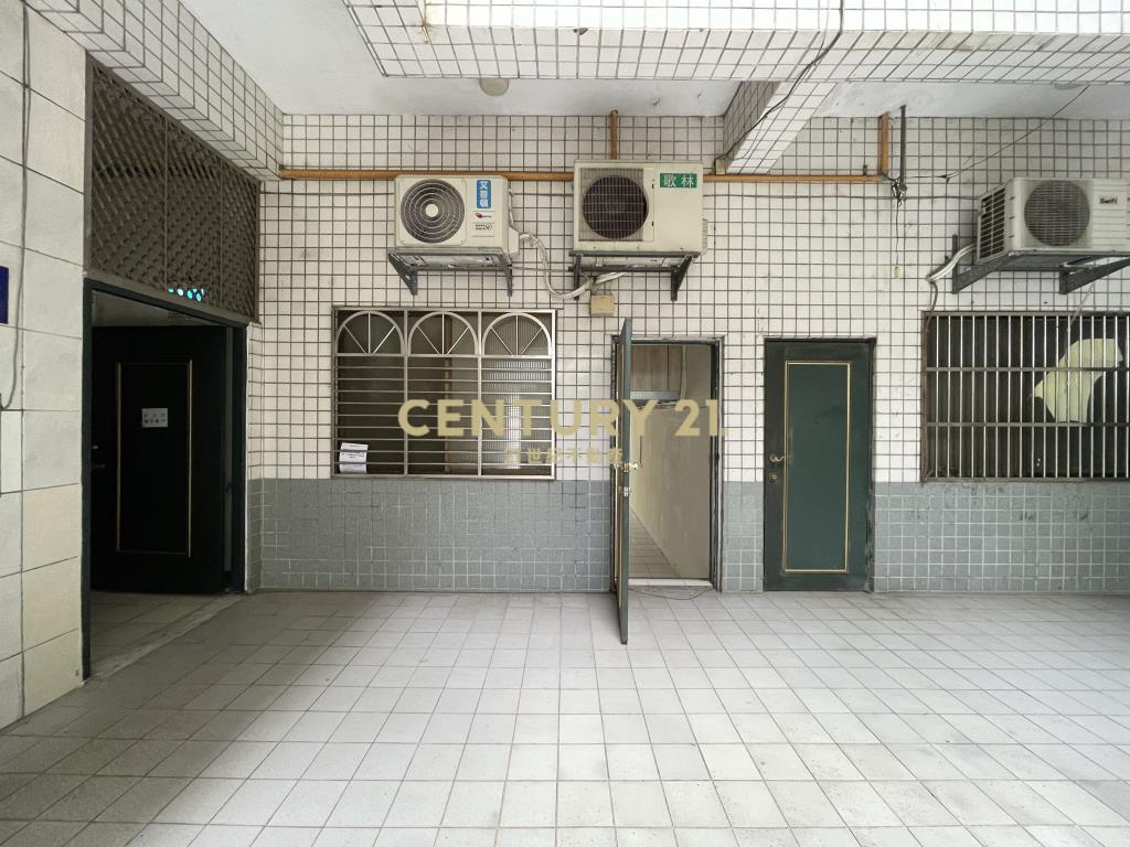 近楊梅火車站1+2樓店住