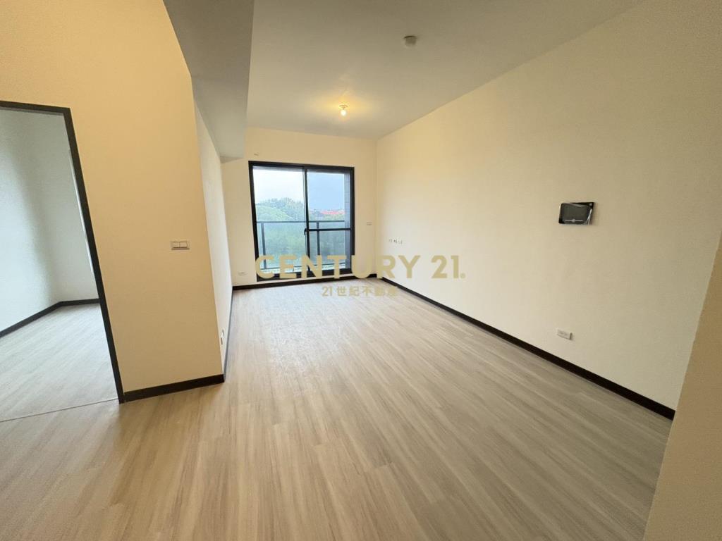 中壢龍岡益展有福全新三房車