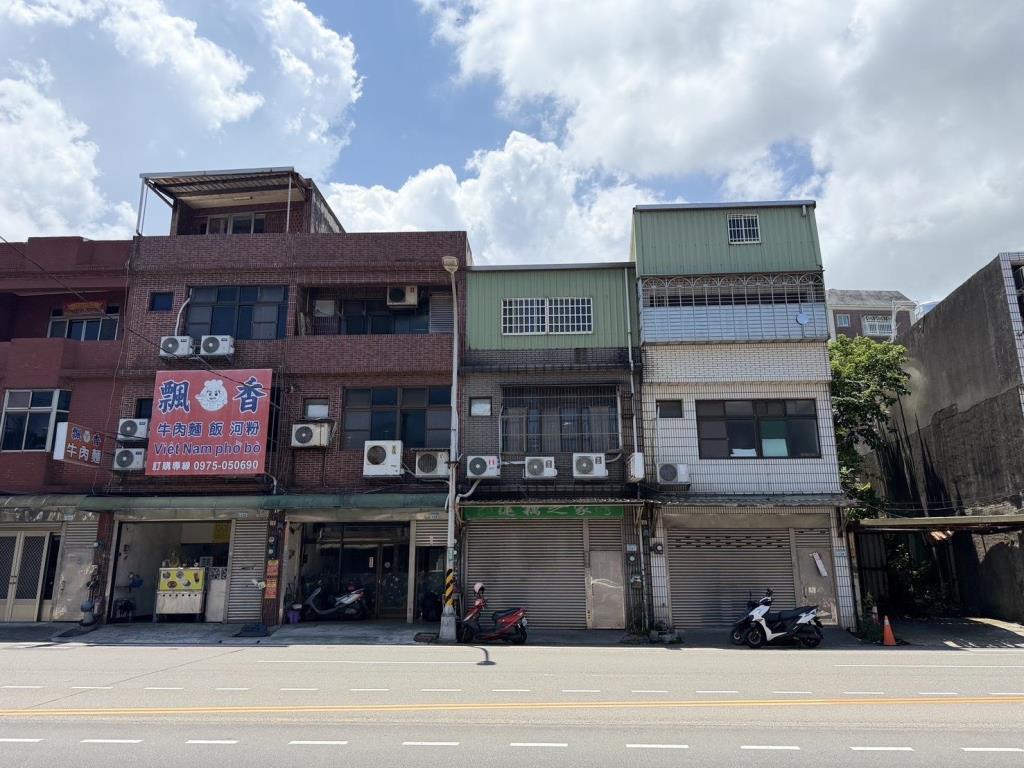 平鎮民族路近麥當勞市區稀有土地