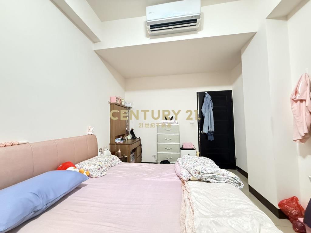 新屋金滿意兩房