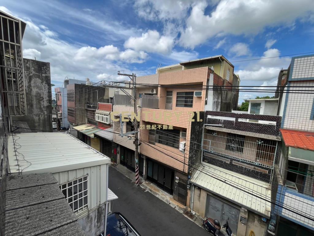 近新富車站需整理透天