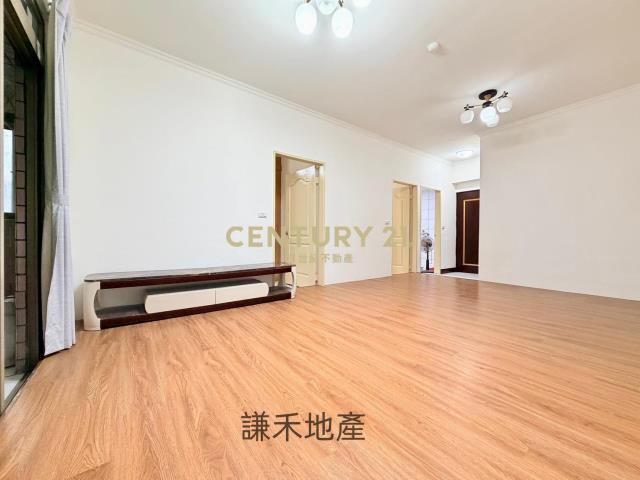 身騎白馬讀瑞塘【精緻兩房】