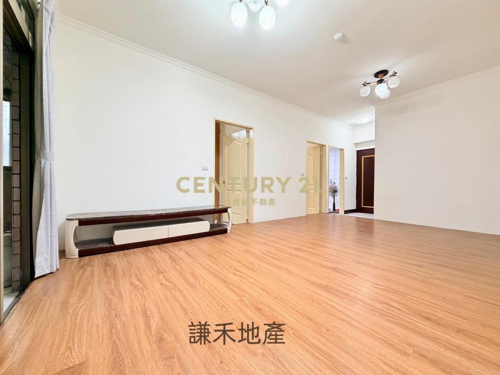 身騎白馬讀瑞塘【精緻兩房】