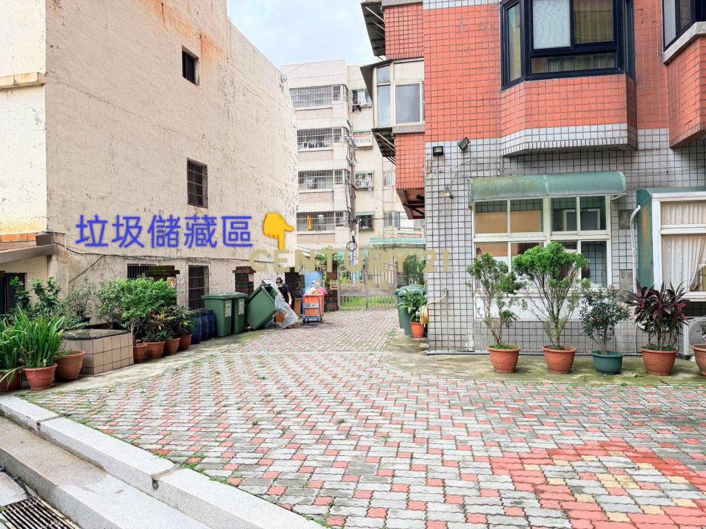 近體育園區🏆標準樓中樓3+1房平車