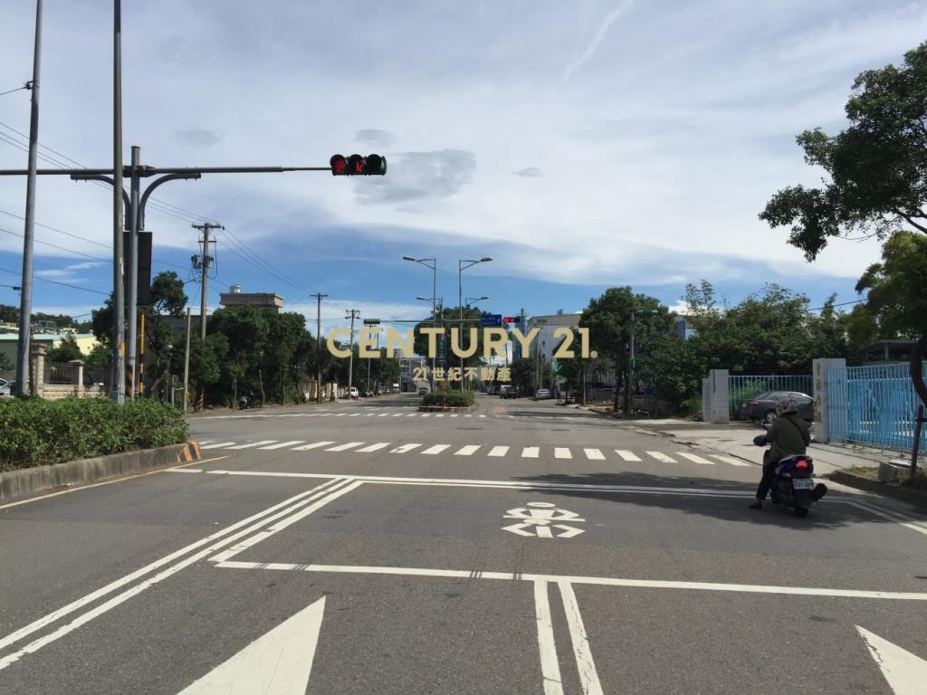 埔心後站正30米梅獅路旁818坪工業地