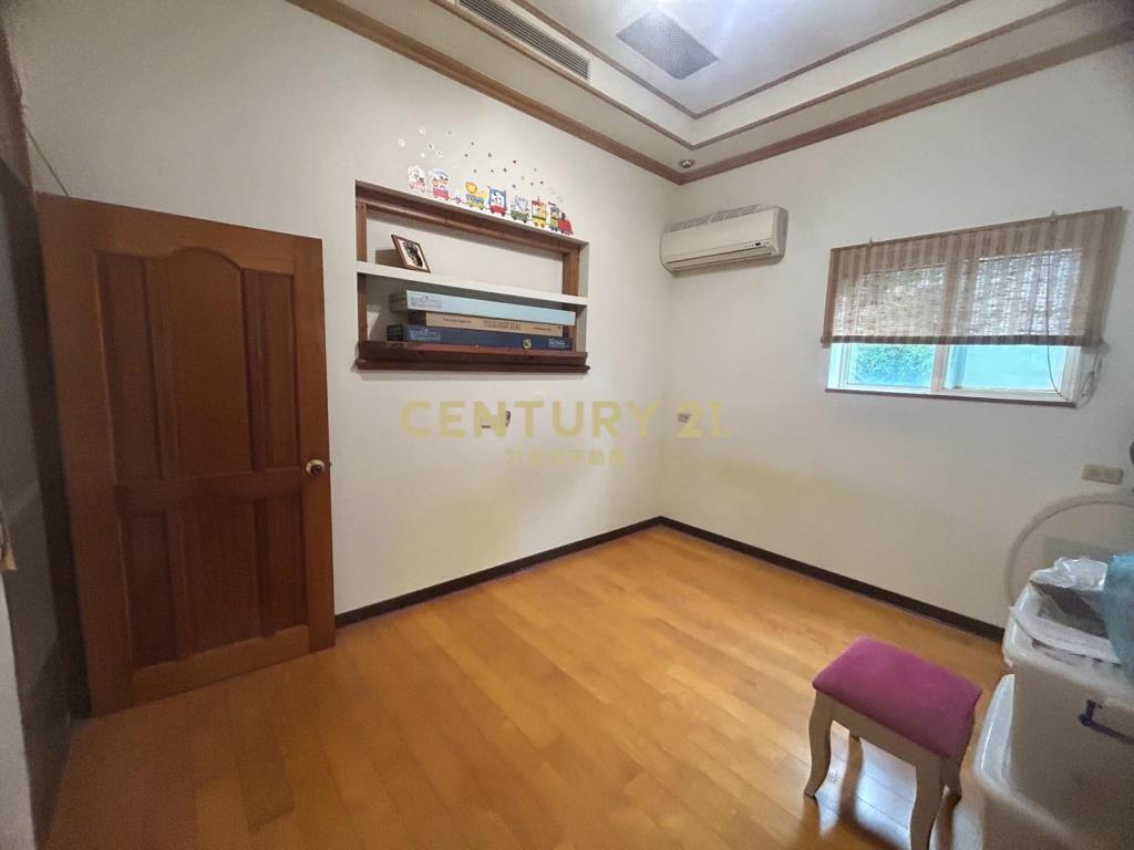 新屋近市區景觀農舍