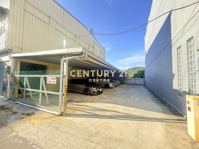 近楊梅前站方正建地