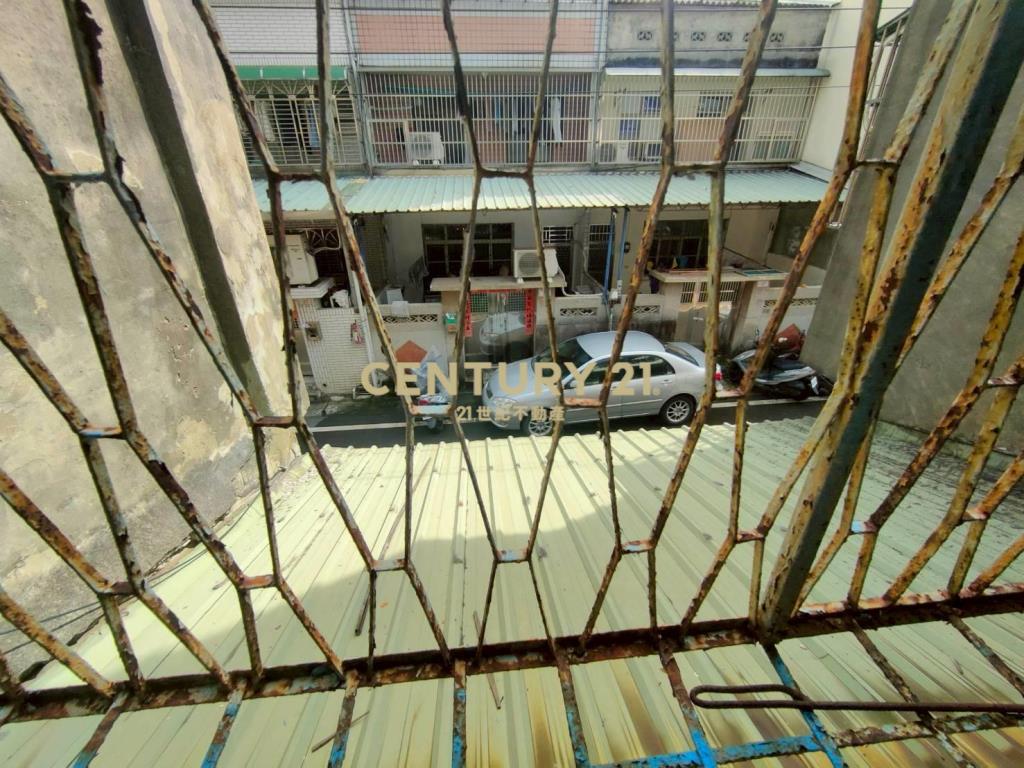 華勛市場六米活巷低總價透天
